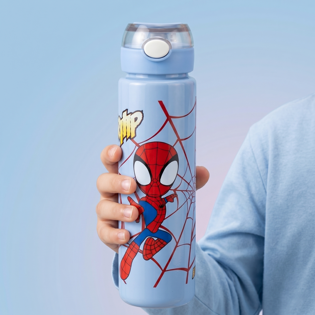 Marvel Spider-Man "Web-Slinger" 900ml Premium Graphic Bottle