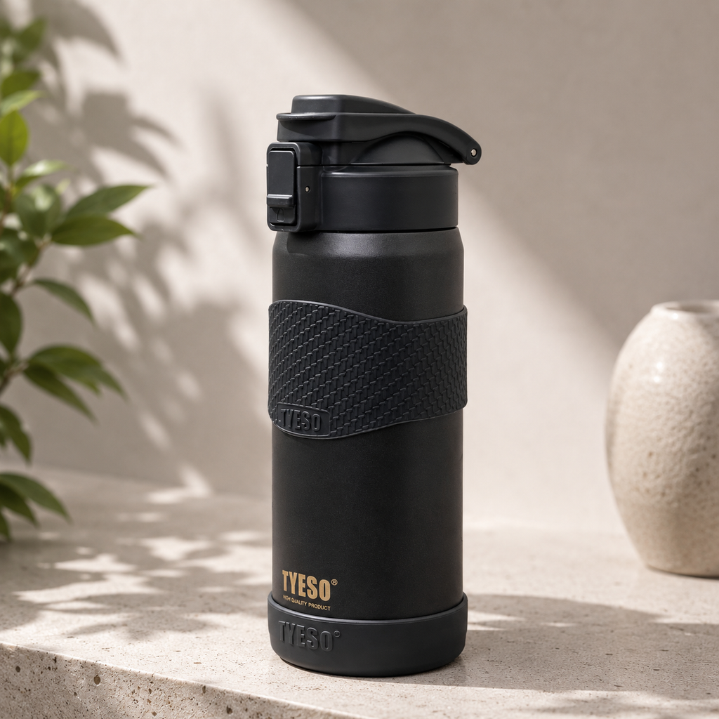 TYESO 750ml Insulated Bottle – Midnight Black